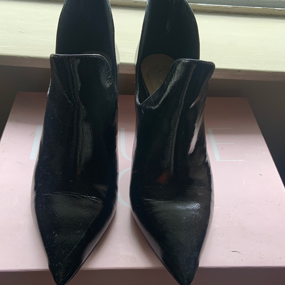 Vince Camuto Bootie